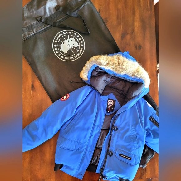 Canada Goose Jackets & Blazers - Chilliwack Bomber PBI